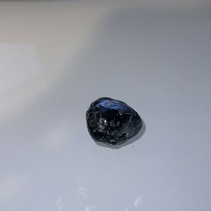 Unknown Palm Size Crystal - Black